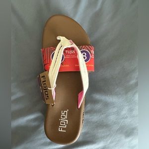 FLOJOS MEMORY FOAM SANDALS